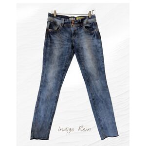 Indigo Rein skinny whiskered raw hem denim jeans  Sz 11